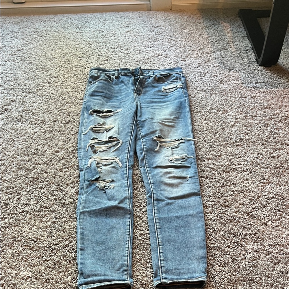 American Eagle Outfitters Light Blue Distressed Skinny Jeans